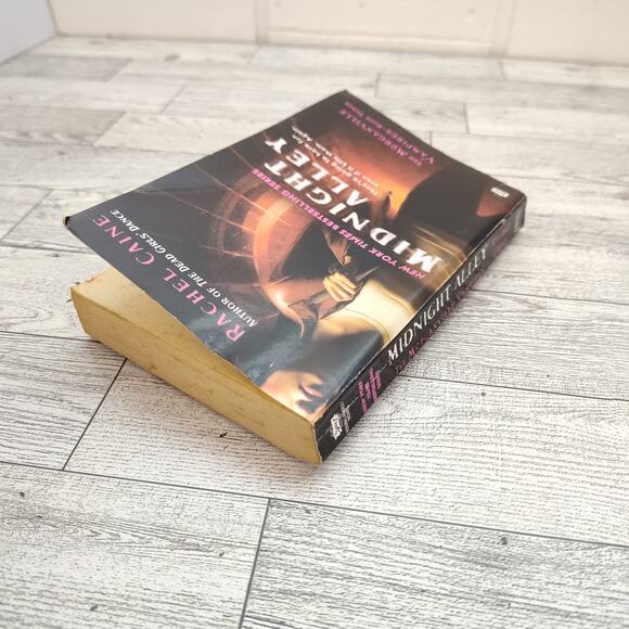 Midnight Alley by Rachel Caine - ( Morganville Vampires Book 3 ) Paperback‎ PB - Picture 8 of 11